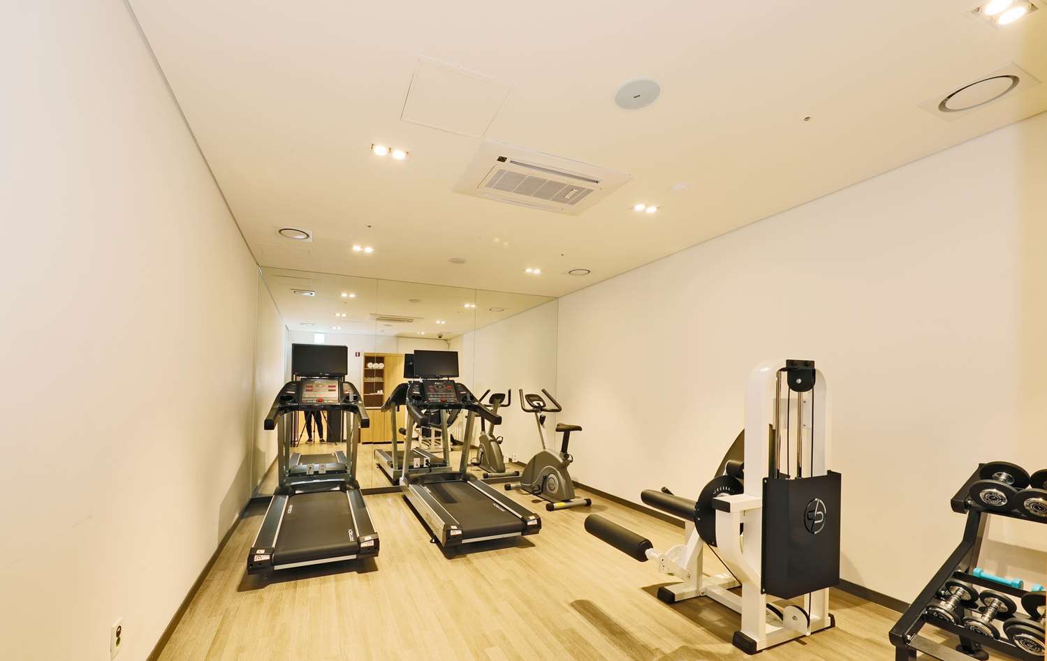 Ramada Encore By Wyndham Magok Hotel 3*
